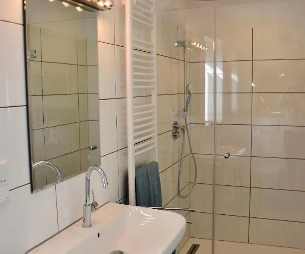 Am Rheinsteig 莱茵河畔的巴特霍内夫